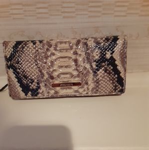 BRAHMIN ADY WALLET LATTE BALLINGTON